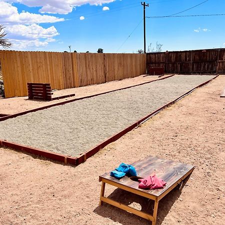 Private Jt Cabin - Ev L2 Station, Hammocks, Fire Pit, Bbq, Bocce Ball, Cornhole ยุคคาแวลลีย์ ภายนอก รูปภาพ