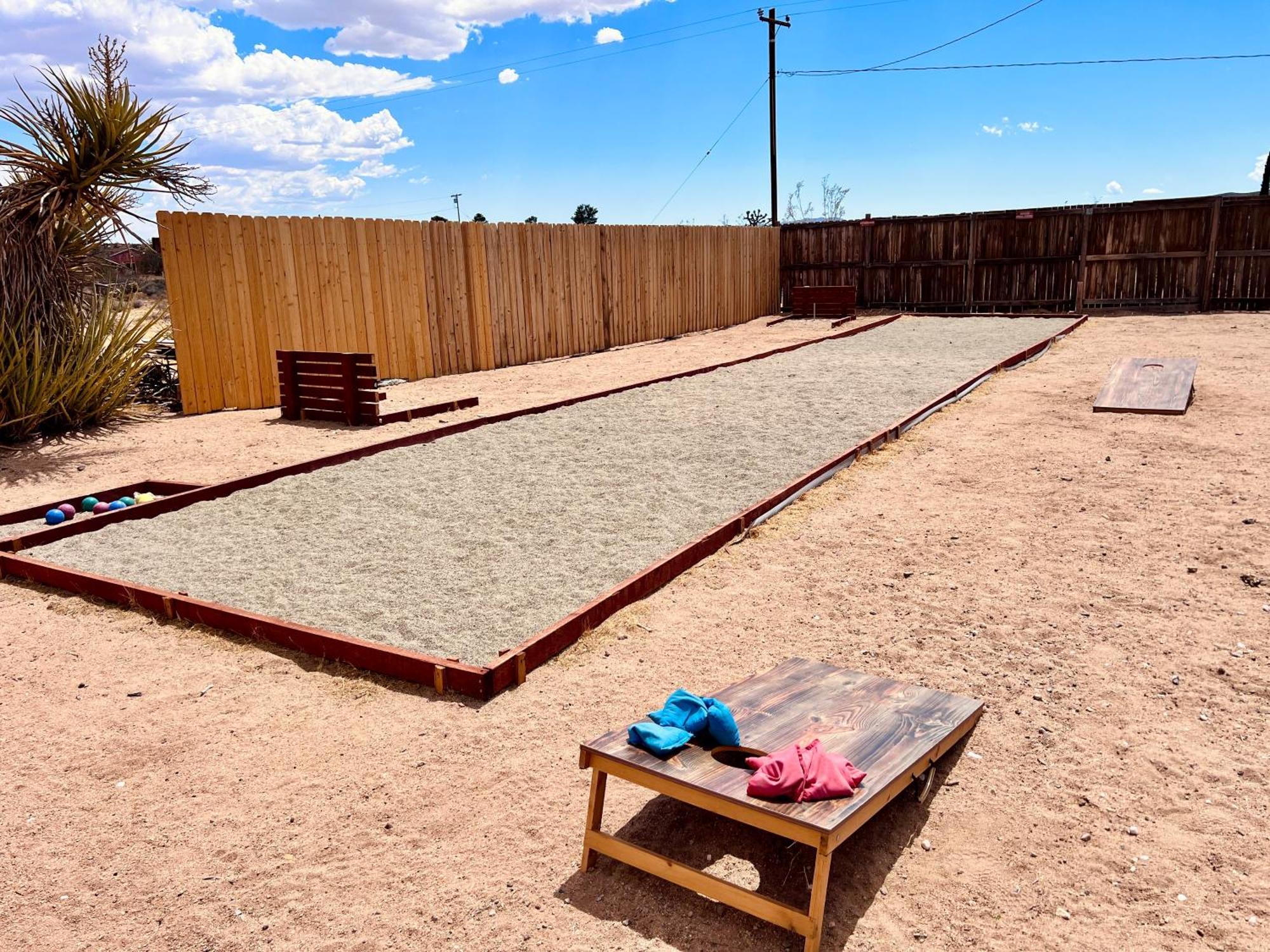 Private Jt Cabin - Ev L2 Station, Hammocks, Fire Pit, Bbq, Bocce Ball, Cornhole ยุคคาแวลลีย์ ภายนอก รูปภาพ